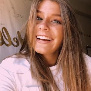 Meet your Posher, Christine